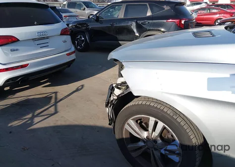 2013 Mercedes-Benz Ml 350 z USA, uszkodzony, nr VIN 4JGDA5JB4DA234147